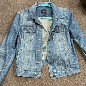 Button missing on one of the sleeves.